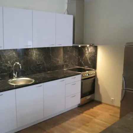 Apartment Kaupmehe 7 With Balcony Tallinn